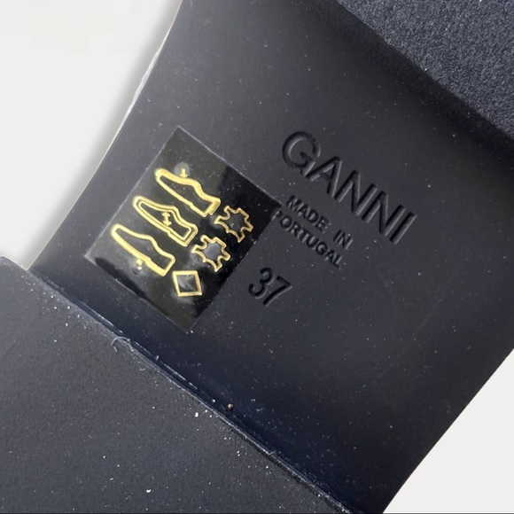 GANNI Women Crystal Embellish Snakeskin Leather Slingback Loafers (US7 /EUR37). - Picture 5 of 7